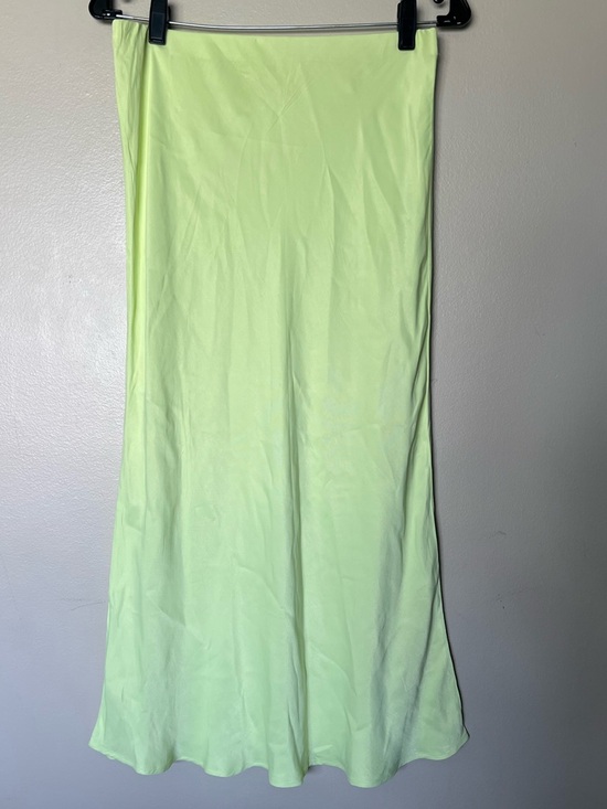 Anthropologie Dresses & Skirts - Anthropologie Lime Green Tilda Pencil Skirt